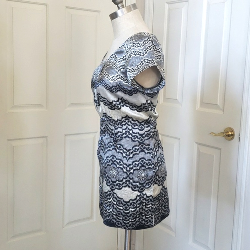 CAbi 100% Silk Blouse – Chantilly Lace Print Illusion | Black & White | MEDIUM - Picture 5 of 16